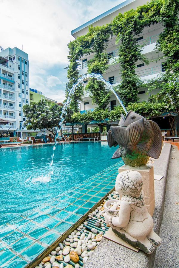 Sutus Court 7 Hotel Патая Екстериор снимка