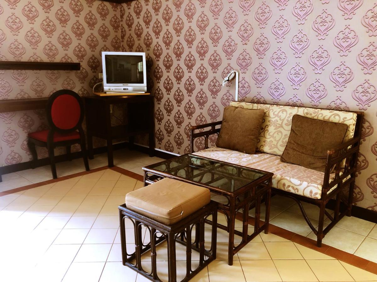 Sutus Court 7 Hotel Патая Екстериор снимка