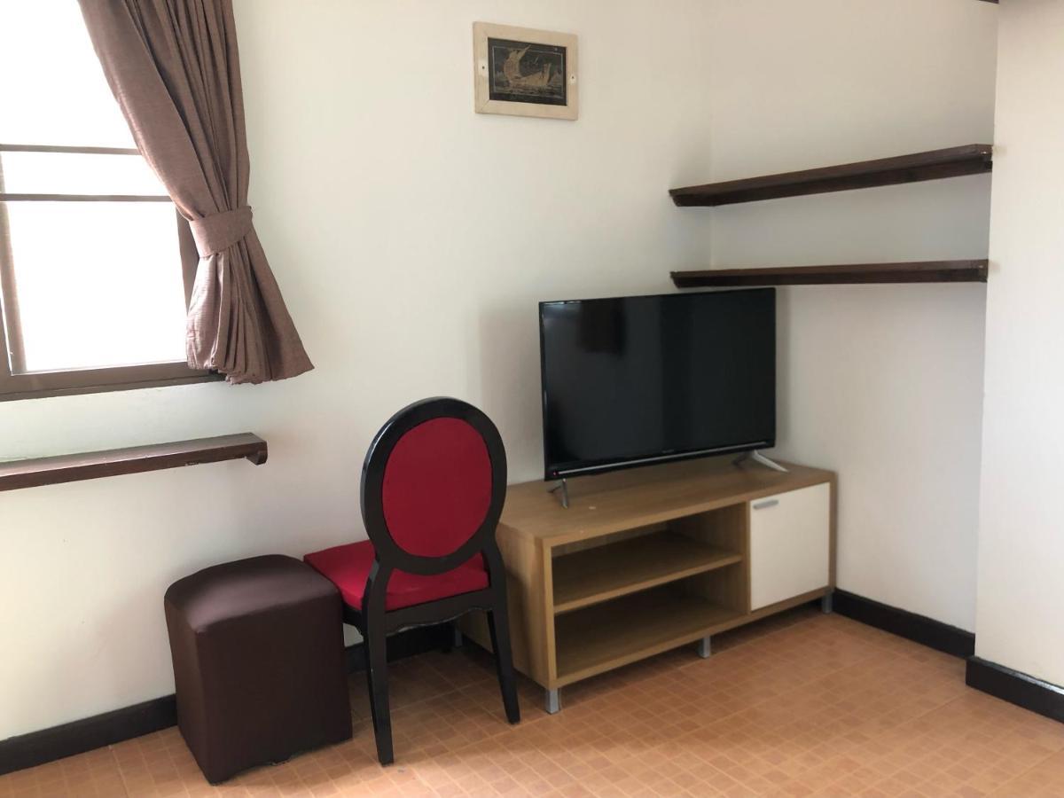 Sutus Court 7 Hotel Патая Екстериор снимка